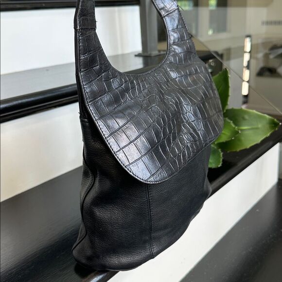 Tignanello Genuine Leather Shoulder Bag – Unique Croc-Embossed Flap Soft Lux - Picture 3 of 12